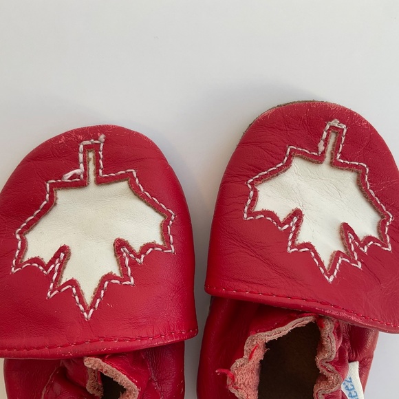 Robeez Canadian Maple Leaf Leather Baby Shoes Size 0-6 Months - Picture 11 of 13